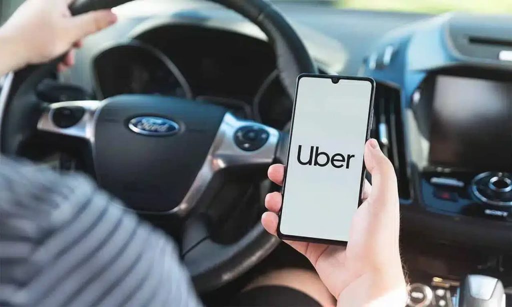 Trabalhador-do-aplicativo-Uber