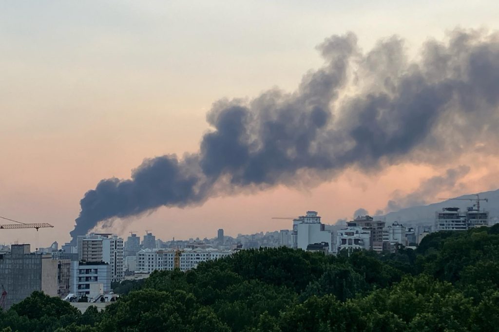 israel-bombardeia-tv-estatal-do-ira
