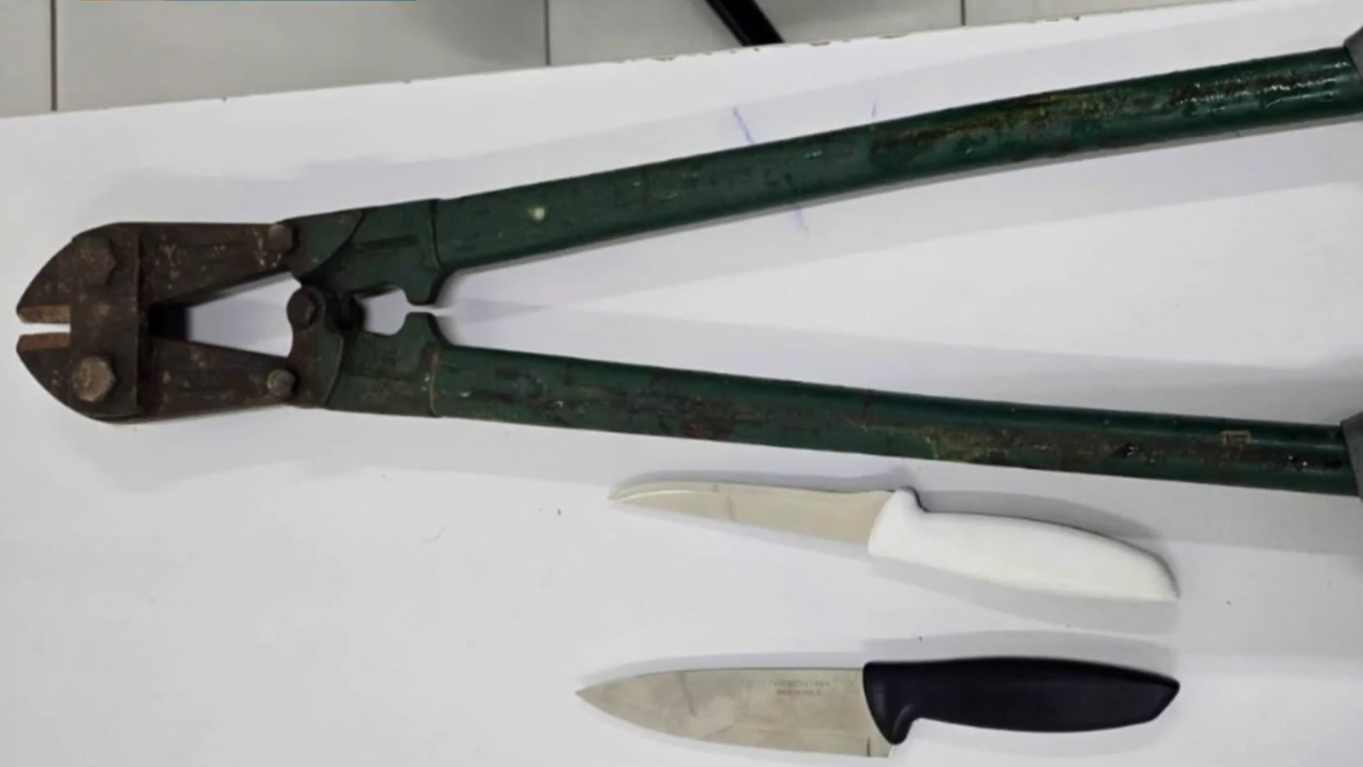 homem-e-preso-em-flagrante-ao-tentar-arrombar-loja-em-timon