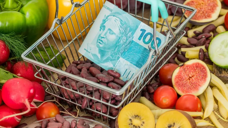 economistas-preveem-inflacao-abaixo-de-4%-pela-primeira-vez