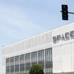 spacex-propoe-lancar-ate-um-milhao-de-data-centers-em-orbita-da-terra