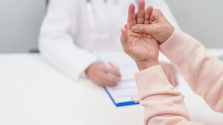 exame-de-sangue-pode-identificar-parkinson-ate-20-anos-antes-dos-sinais