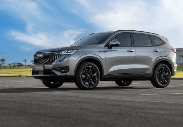 um-em-cada-seis-veiculos-zero-km-emplacados-em-2026-e-eletrificado,-e-35%-sao-feitos-no-brasil