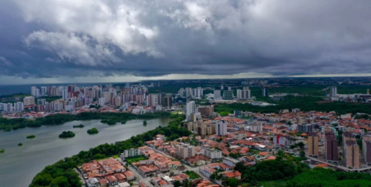 domingo-sera-de-chuva-em-sao-luis;-inmet-emite-alerta-de-chuvas-intensas