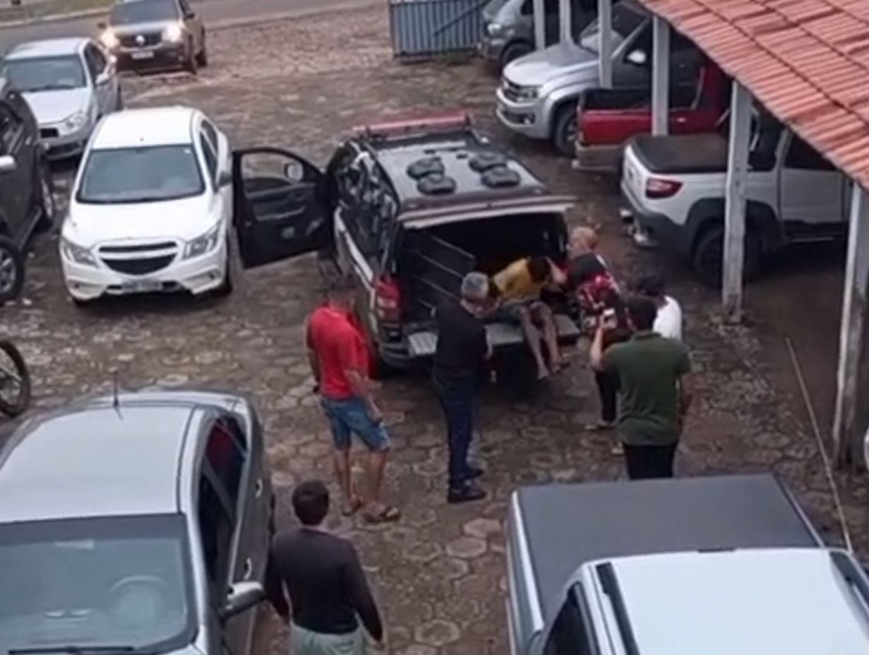 mae-e-padrasto-sao-presos-suspeitos-de-envolvimento-na-morte-de-bebe-de-1-ano-em-grajau