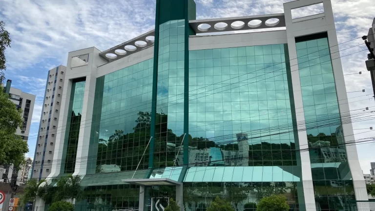 senior-sistemas-esta-com-mais-de-100-vagas-abertas-em-todo-brasil