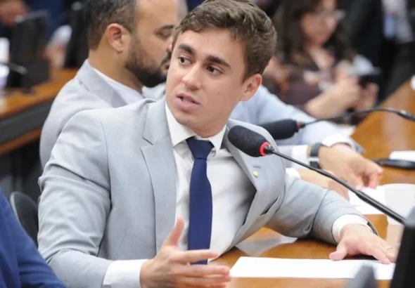 flavio-bolsonaro-diz-que-nikolas-nao-quer-ser-candidato-ao-governo-de-minas-gerais