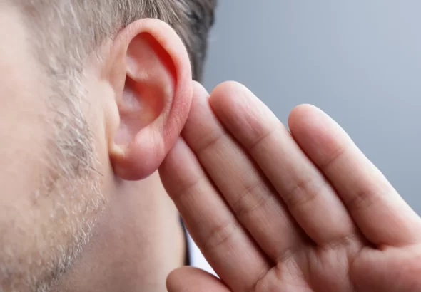 sinais-de-alerta-podem-indicar-inicio-da-perda-auditiva;-entenda