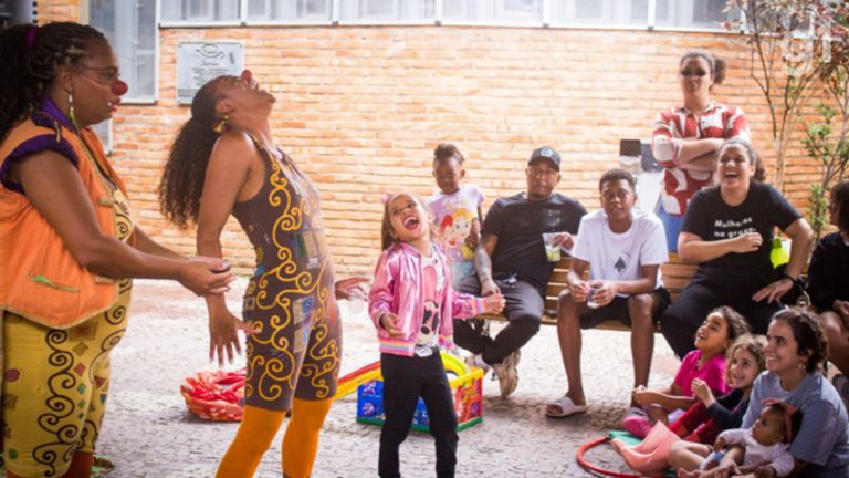 mostra-mam-leva-arte,-maternidade-e-cultura-gratuita-ao-coroadinho-neste-sabado-(30)