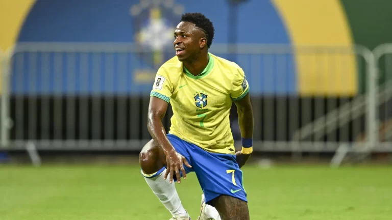 vinicius-jr.-diz-que-selecao-nao-e-favorita-na-copa-e-defende-neymar